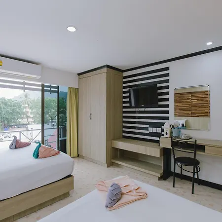 Royal Beach Residence Patong Exterior photo